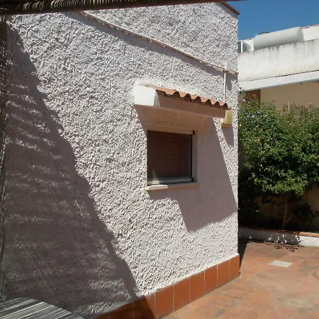 Damiana Villa *