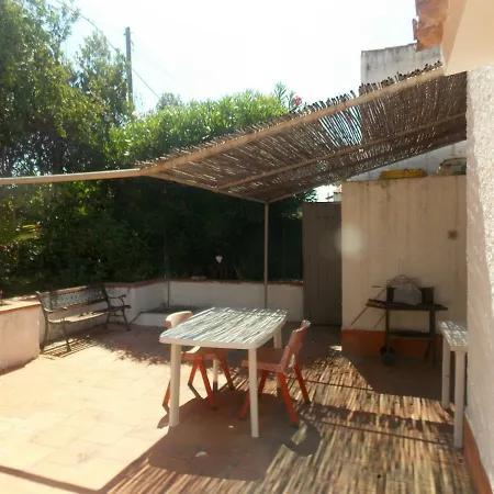 Damiana Villa Fontane Bianche